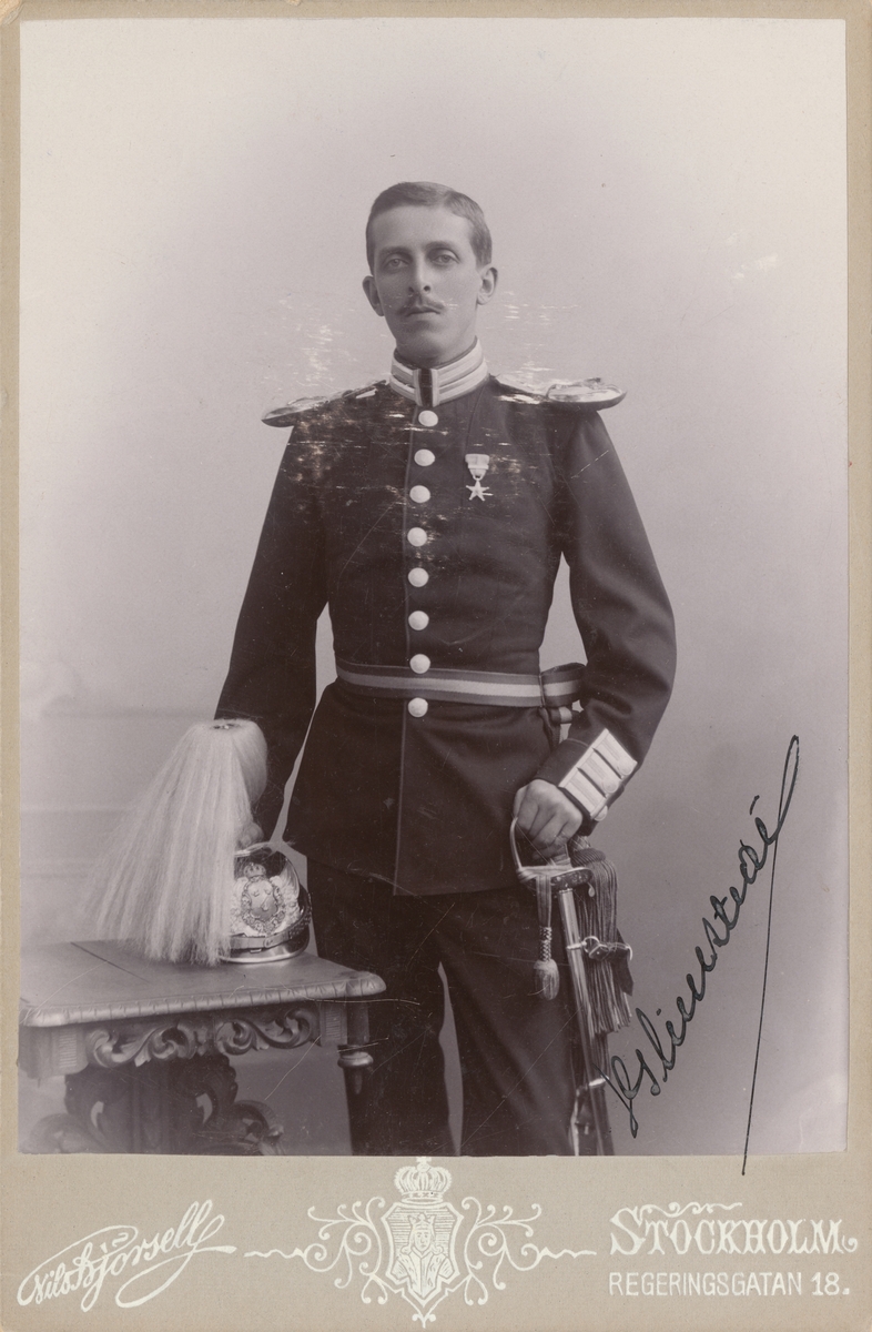 Porträtt av Peter Glimstedt, löjtnant vid Göta livgarde I 2.