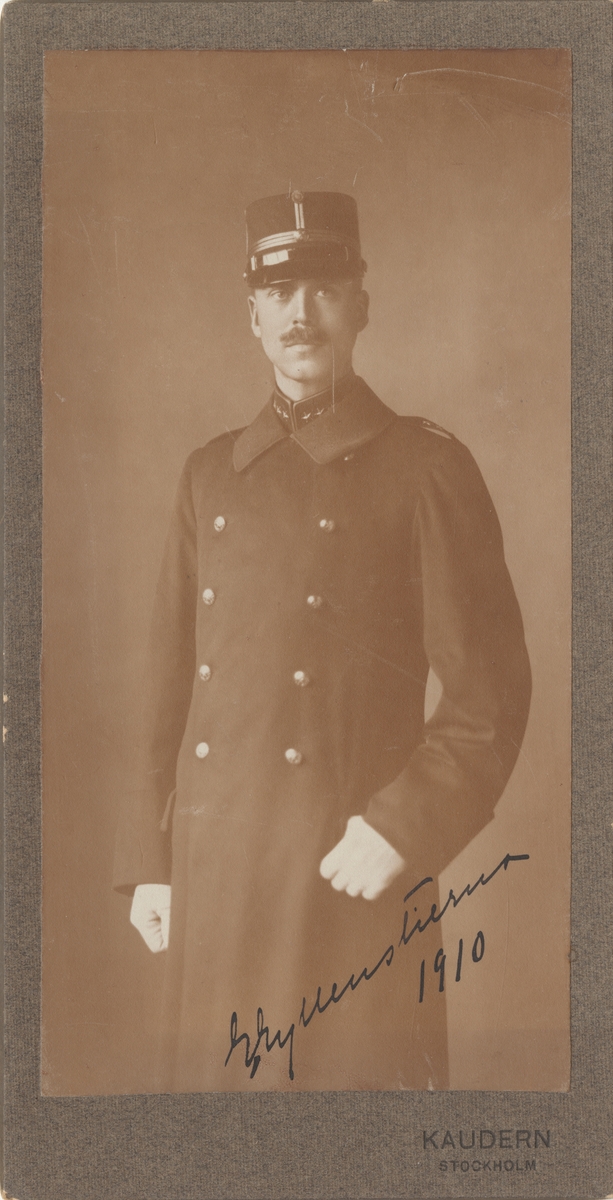 Porträtt av Göran Gyllenstierna, kapten vid Generalstaben.