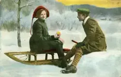 Malt julekort. Mann og kvinnne med kjelke, vinter.