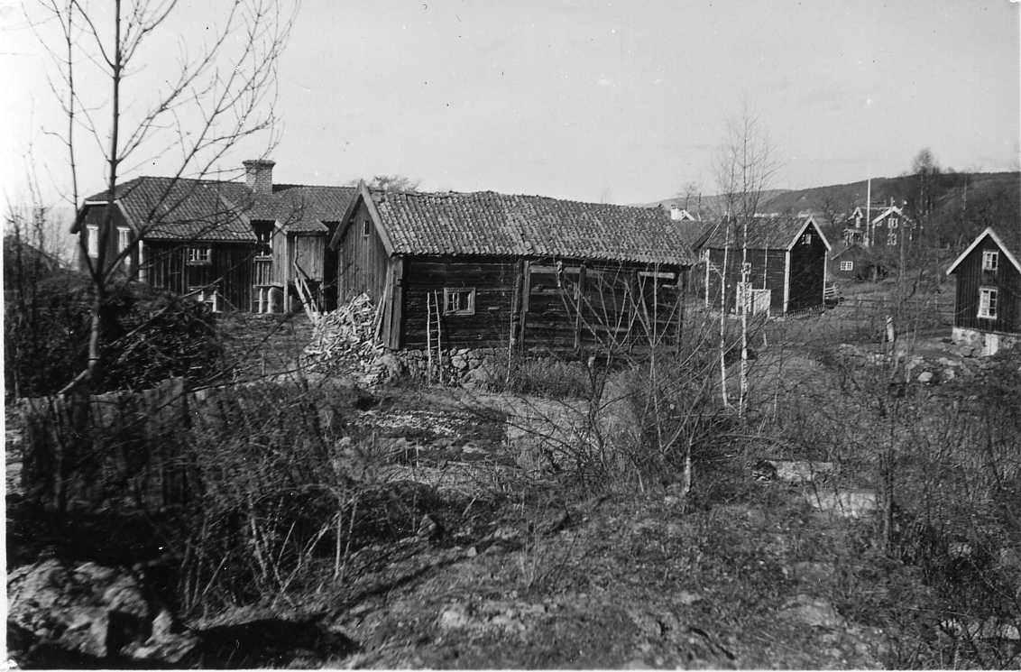 Äldre bebyggelse i Röttle by.