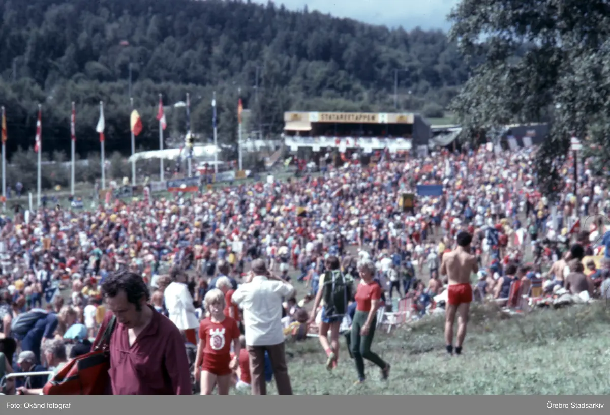 Deltagare i O-ringen i Örebro, 1979 - Örebro Stadsarkiv / DigitaltMuseum