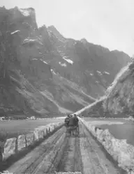 Prot: Romsdalen - Troldtinderne Veien fra Horgheim 1907