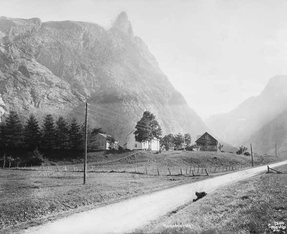 Prot: Raumabanen - Romsdalshorn med veiparti