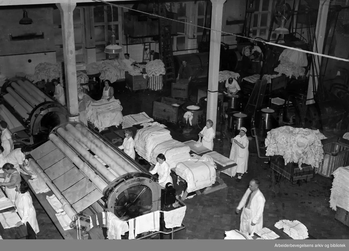 Ullevål sykehus. Vaskeriet. Mars 1950