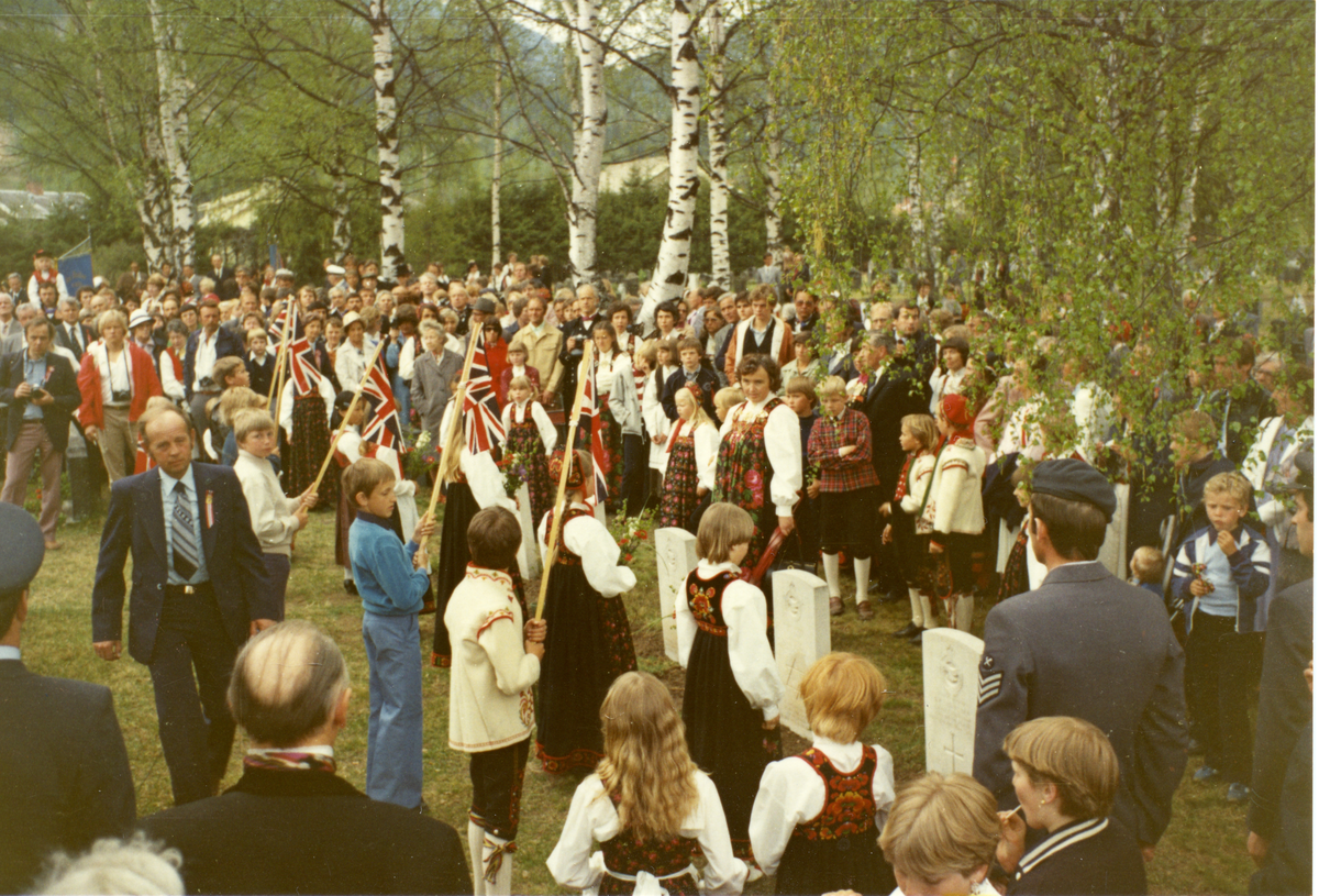 Krigsminne
Sermonien ved de britiske gravene 17.mai 1981

