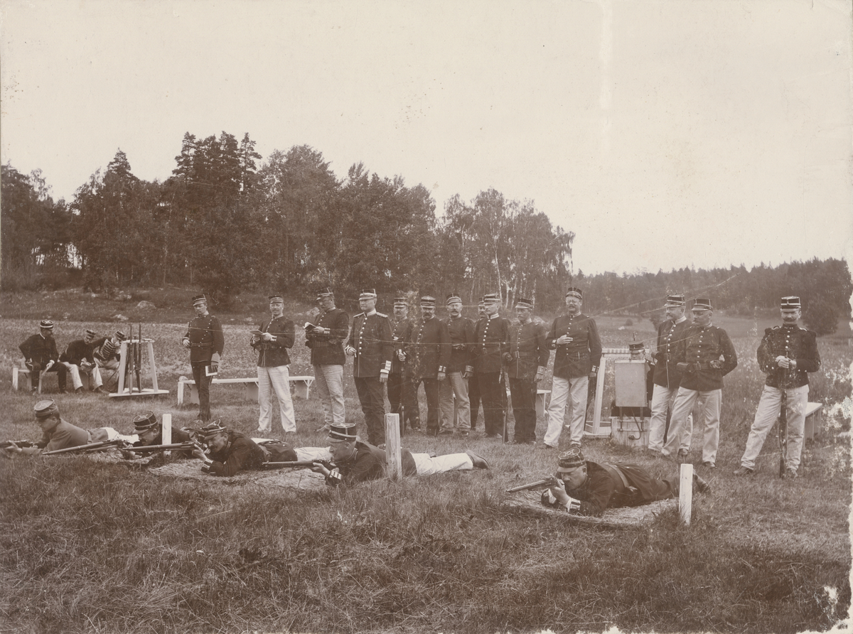 Text i fotoalbum: "Skjutskolan 1896."