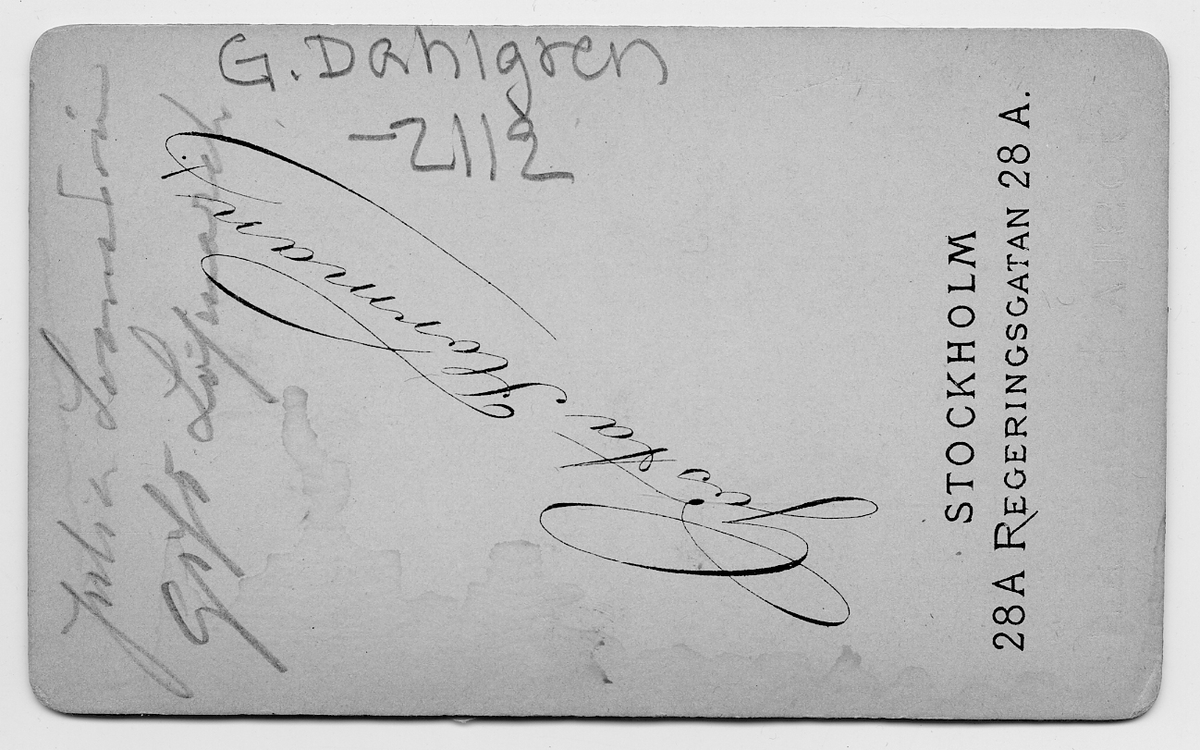 På kuvertet står följande information sammanställd vid museets första genomgång av materialet: Julia Svanström