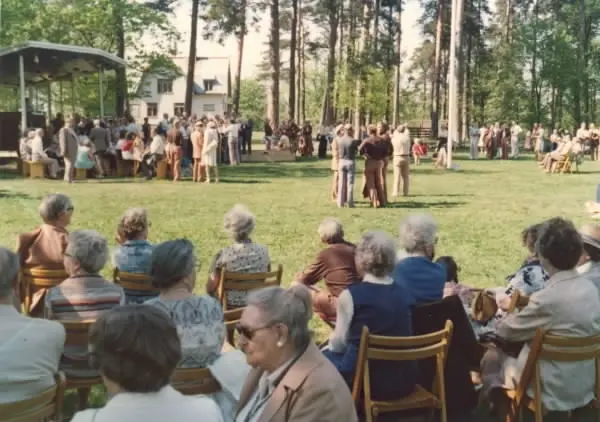 Kördagar I Brunnsparken, 1976 - Örebro Stadsarkiv / DigitaltMuseum