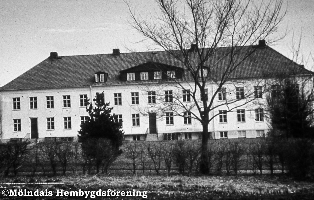 Epidemisjukhuset i Bosgården, Mölndal, okänt årtal. Byggnaden färdigställdes år 1925.