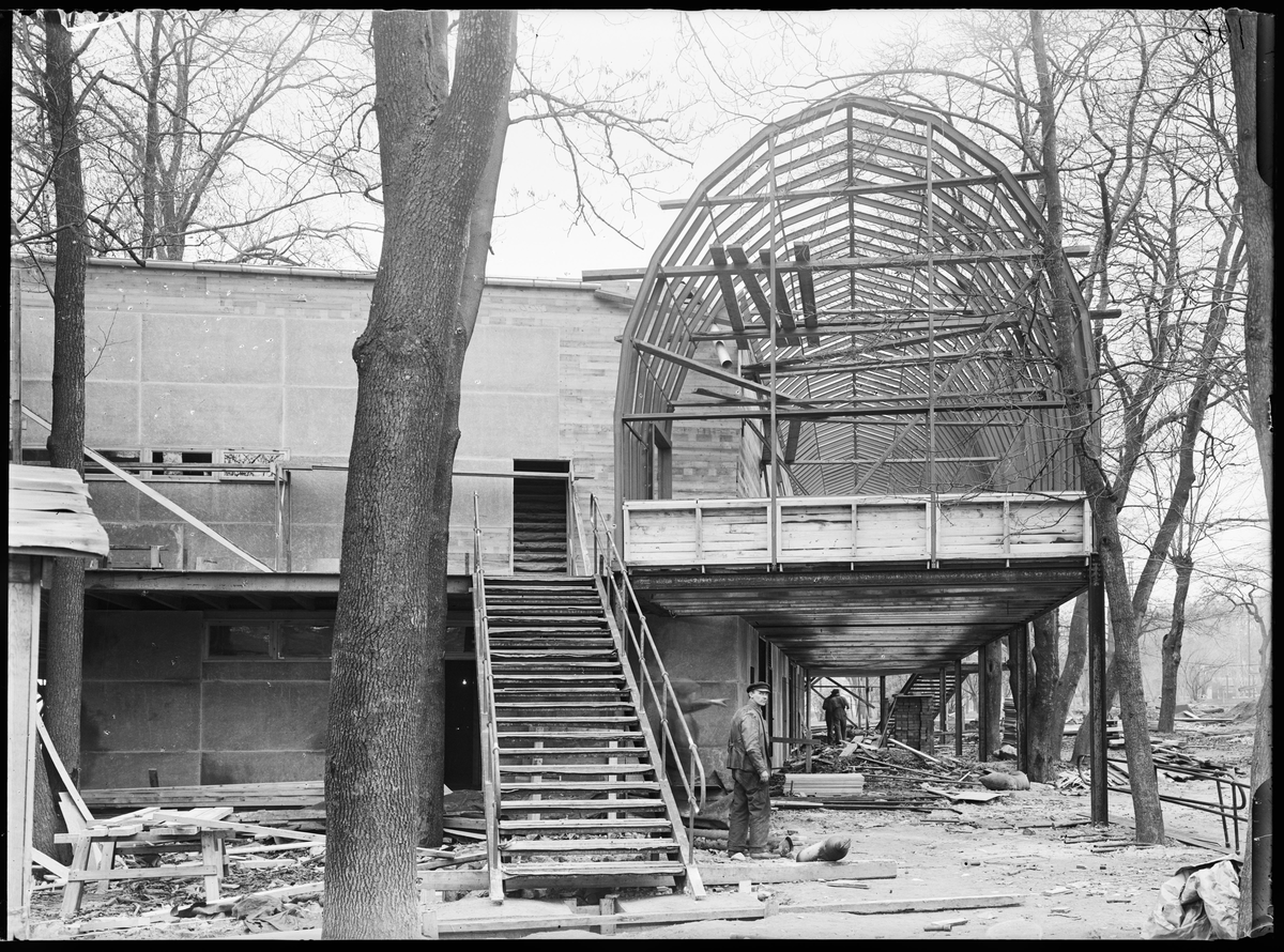 Stockholmsutställningen 1930
Byggtiden, Carlsunds konstpaviljong, exteriör med trappa