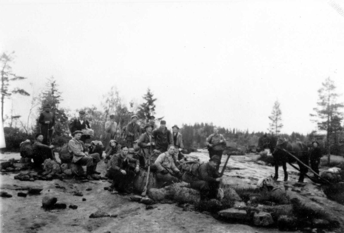 Åmlibilder samlet av Åmli historielag
Elgjakt på Åmlandsheia