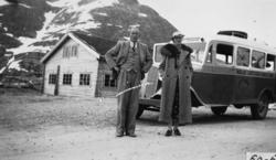 Ester og Trygve Frisvoll på tur på Stigfjellet...18 seters C