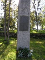 Bauta over falne fra Harstad