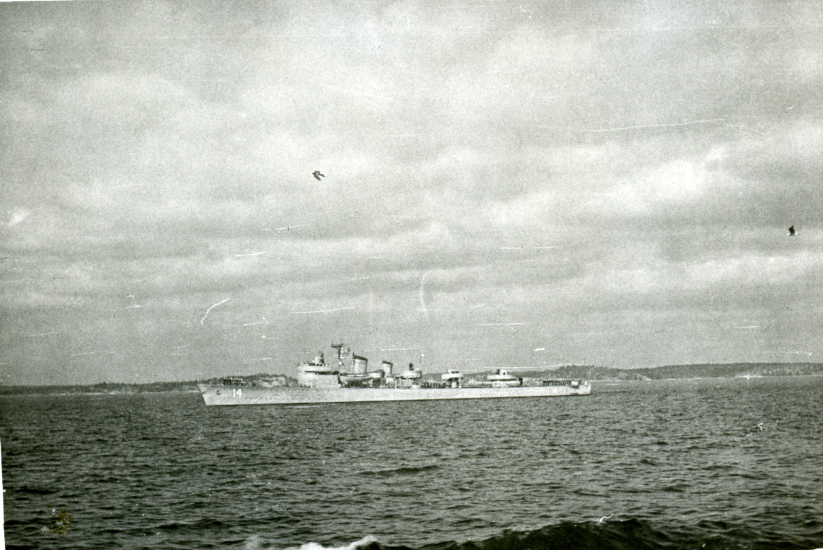 Album. Norske Marine i England 1940-1945.
Avreise fra Stocholm. Fotograf: Bjørgesen.
Eskorte av jageren "Calmar".