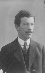 Mannsportrett. Jernbanens Sangkor