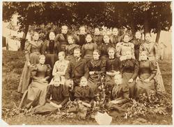 Romsdal Amts Praktiske Jenteskole, lokalisert på Ekset i Vol