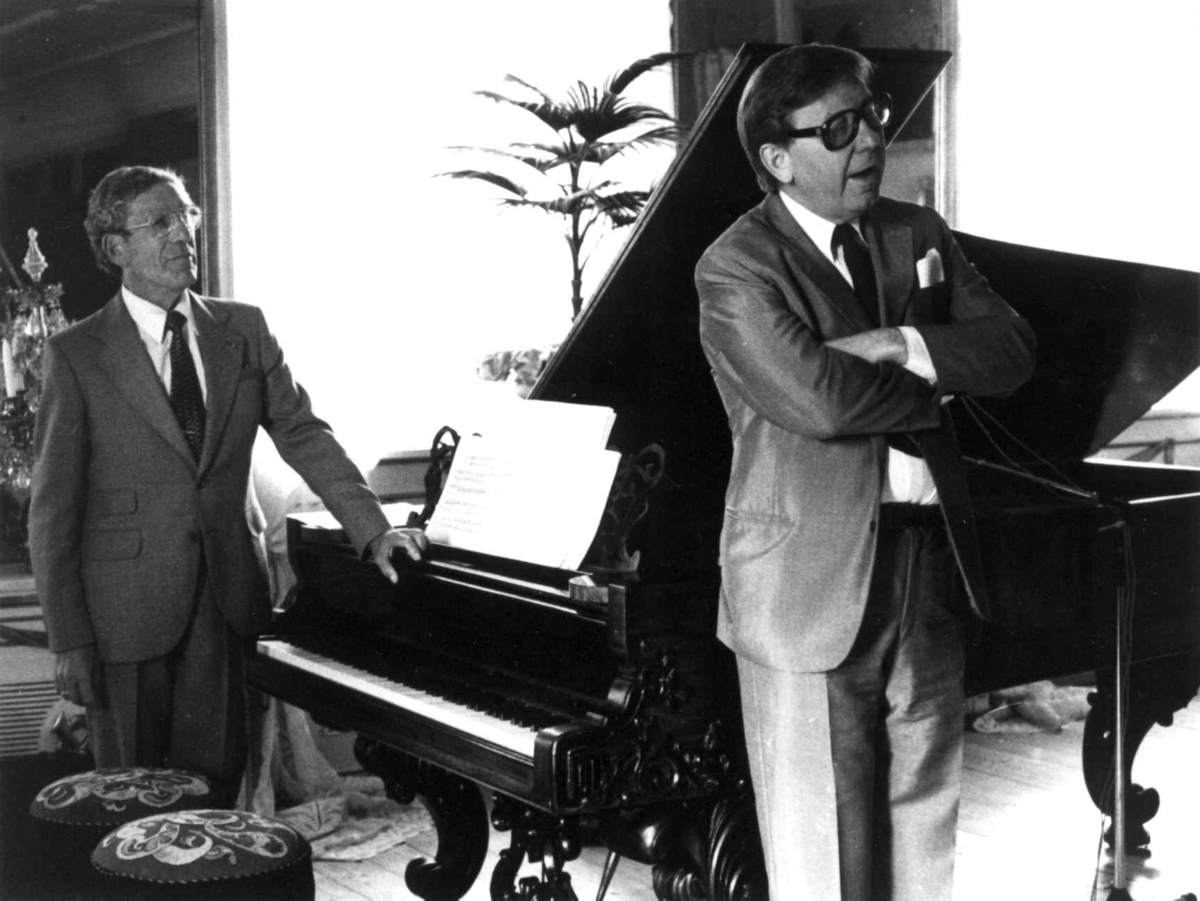 Oslodagene, 28.8.1982. Salen på Bogstad. Til venstre pianisten Robert Levin, til høyre pianisten Kjell Bækkelund.