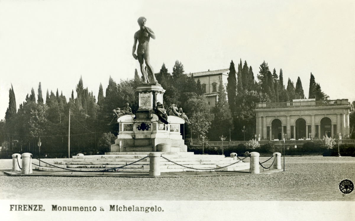 Postkort. Hilsen. Fotografisk motiv. Svart/hvitt. Motiv fra Firenze. Bybebyggelse. Trær. Monument av Michelangelo. Stemplet 17.05.1906.