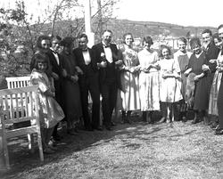 Brudeparet Liv Lange og Thorleif Arentz, nummer fire og fem 