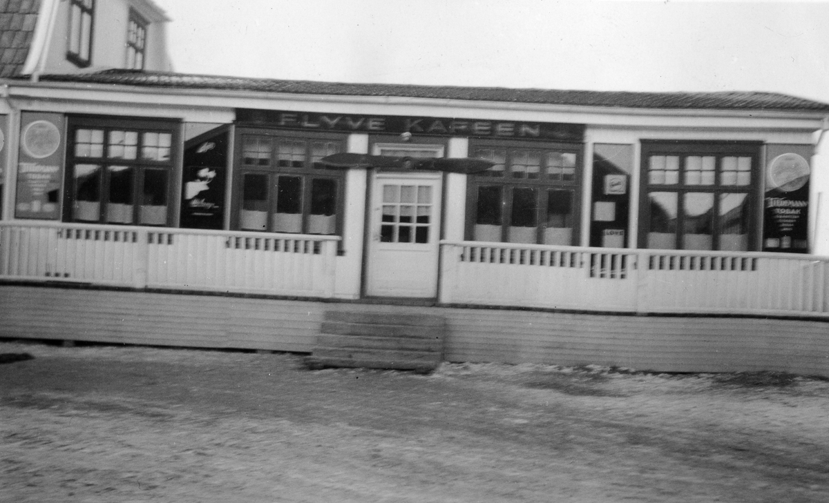 Flyve-kafeen i Kjeller ved Lillestrøm, 1935.