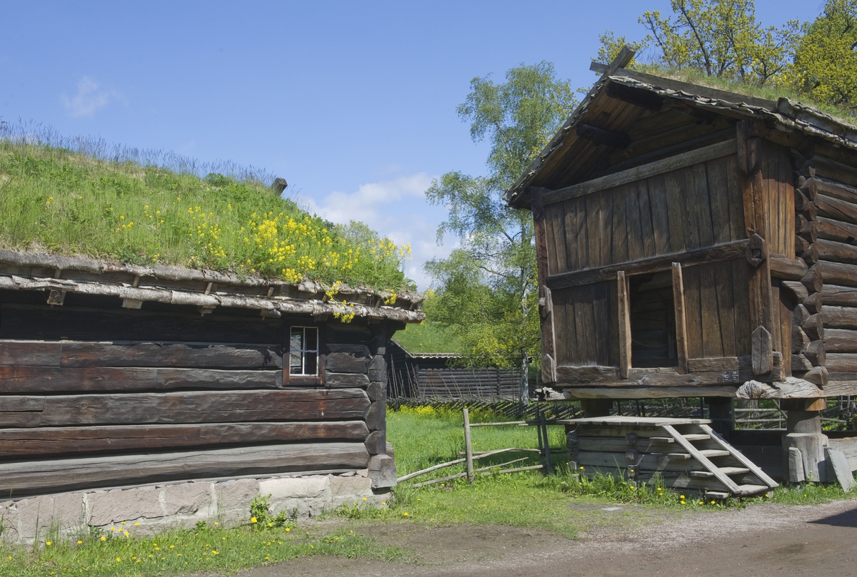 Stue Fra Nedre Jordet Og Loft Fra Holshaugen Hol I Hallingdal