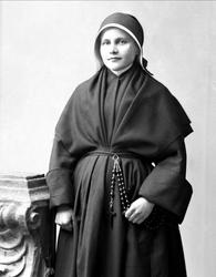 Portrett, ung novise.