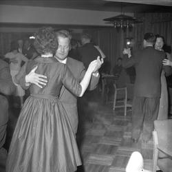 Røros, Sør-Trøndelag, mars 1959. Røros høyfjellshotell. Dans