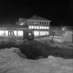 Mo, Rana, Nordland, november 1954. Mayers forretningsbygg