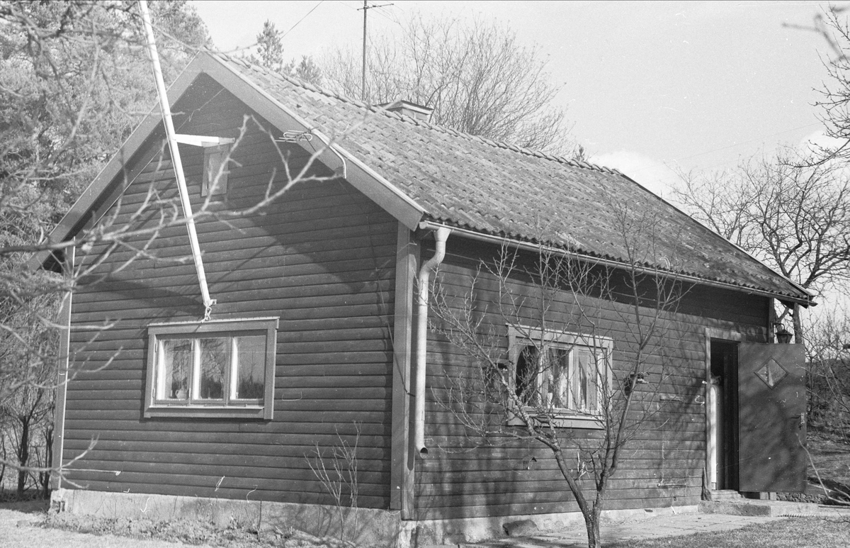 Enkelstuga, Östa 1:5, Ärentuna, Uppland 1977