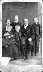 Portrett av familien Trygsland.