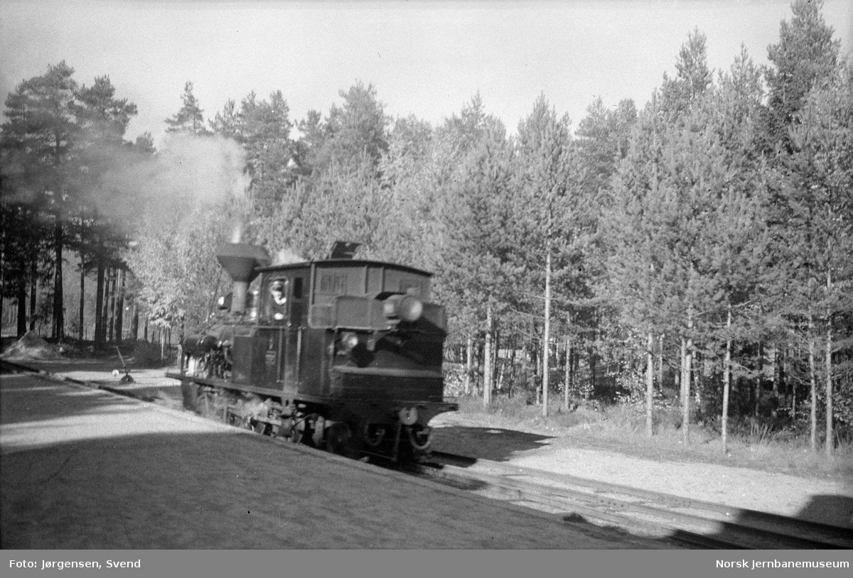 Damplokomotiv nr. 7 på Byglandsfjord stasjon