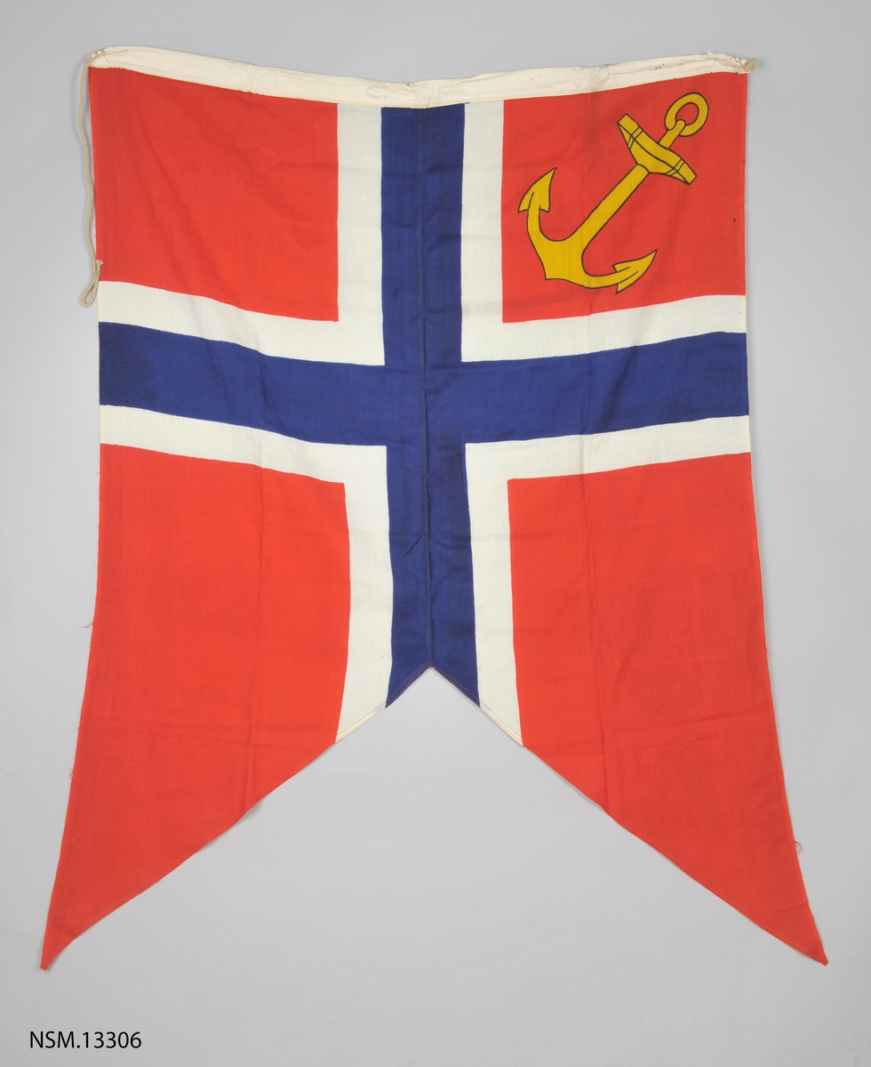 Norsk flagg med to splitter, gult anker i øverste, indre felt.