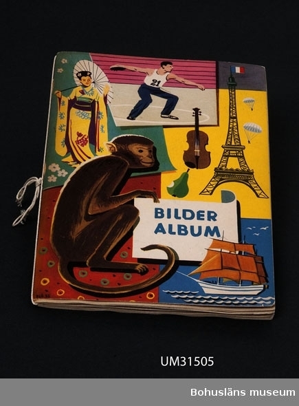 Bokmärkesalbum med bokmärken från 1950-talet.