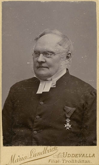 Text på kortets baksida: "Prosten Gustaf Theodor Ljunggren, Uddevalla. F 1812 d. 1900".