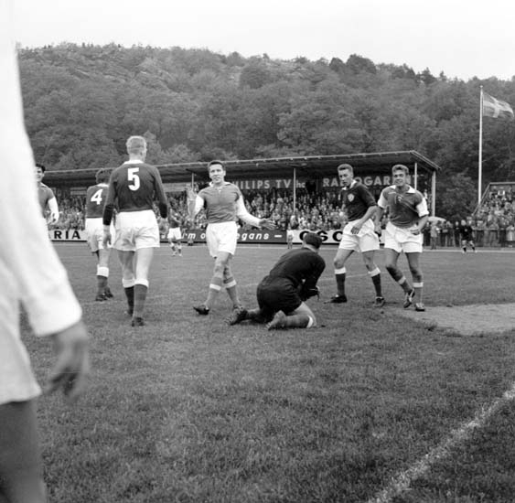 Enligt notering: "Fotboll Oddevold Jönköping 26/8 -59".