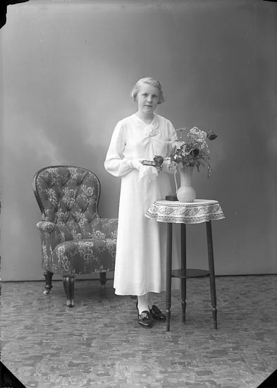 Enligt fotografens journal nr 6 1930-1943: "Wilhelmsson, Ann-Marie, Kläpp Ödsmål".