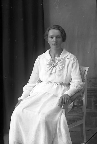 Enligt fotografens journal Lyckorna 1909-1918: "Sally Hägg Lyckorna".