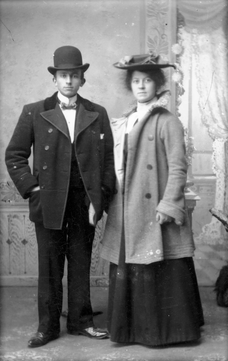 Lagerformann Nils Nilsen og Abella Mikala Olsen, gift i Stavanger Domkirke 17. april 1904