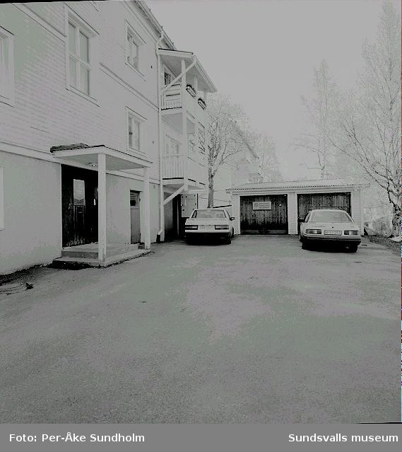 Flerbostadshus och garage, kv. Almen 12, Södermalmsgatan 12.
