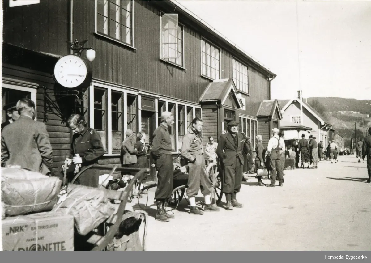 Ukjend jarnbanestasjon påsken 1941