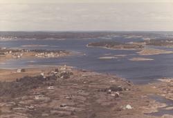 Oversiktsbilde av Herføl på Hvaler, juli 1967. Skråfoto/flyf