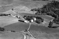 Flyfoto av gården Moen i Eidsberg 1950.