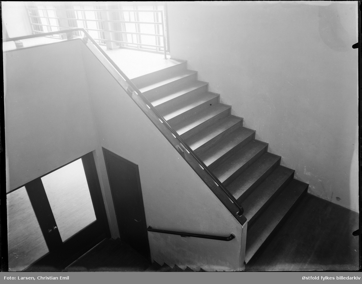 Folkets Hus i St. Mariegate 42 i Sarpsborg 1933. Nybygd. Interiør - trapp.