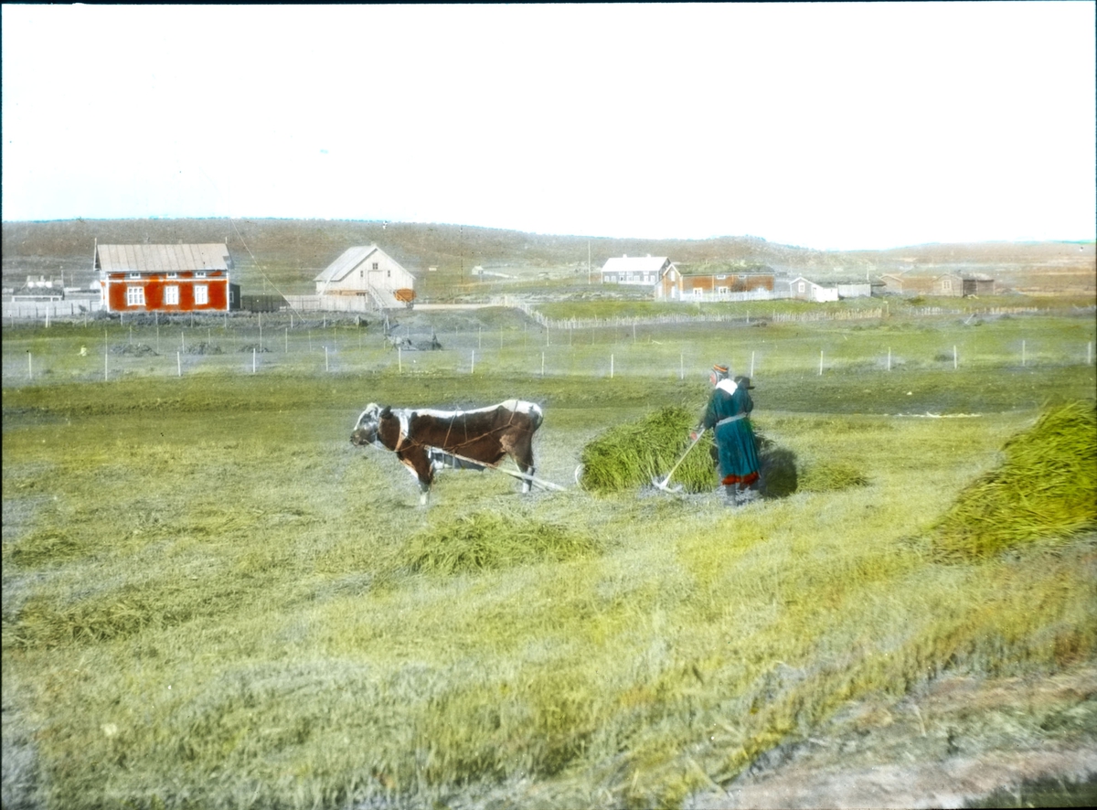 Fra foredragsrekken "Landmålerlivet i Finnmark"  v/Axel Printz : Kautokeino kirke i 1920-årene.