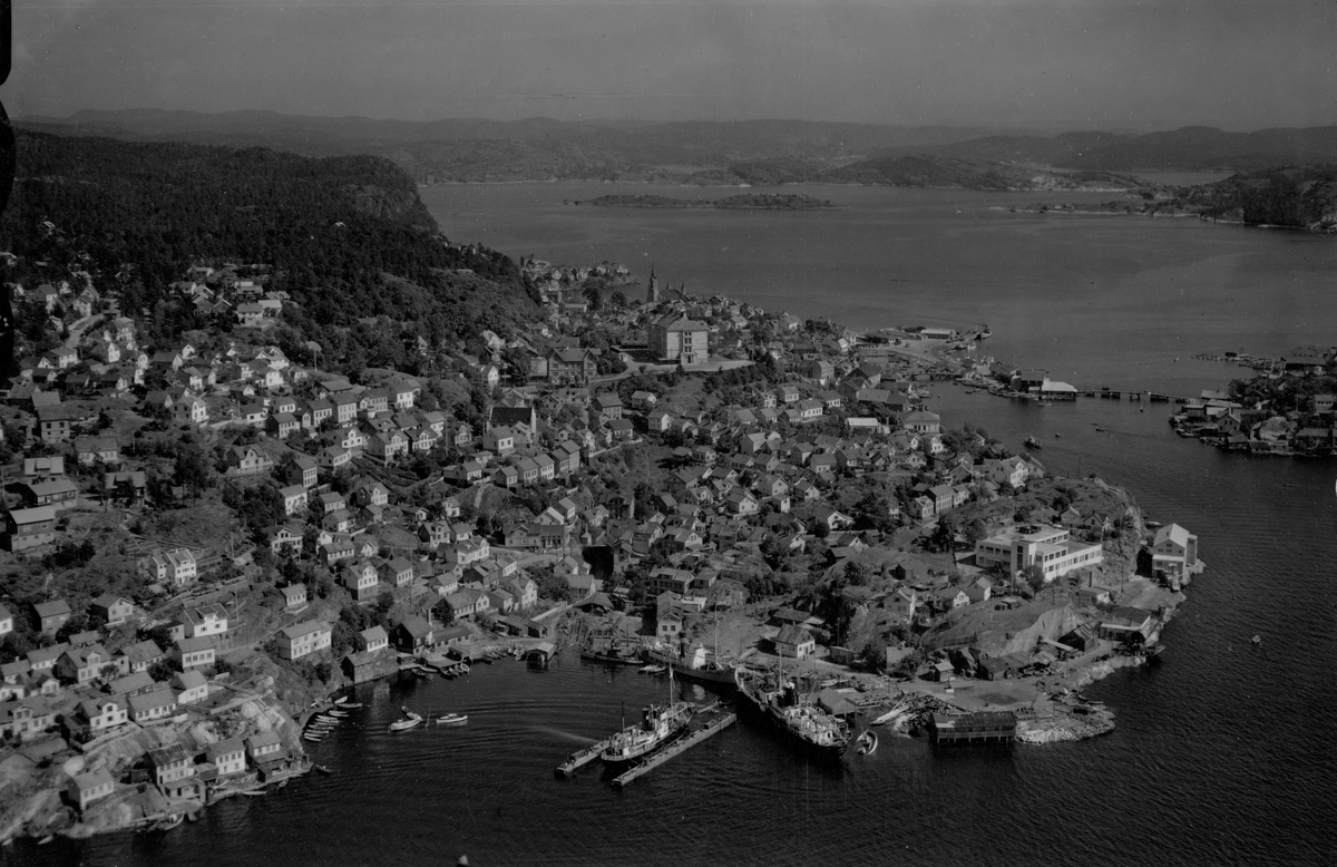 Flyfoto fra Kragerø 23/7-1951