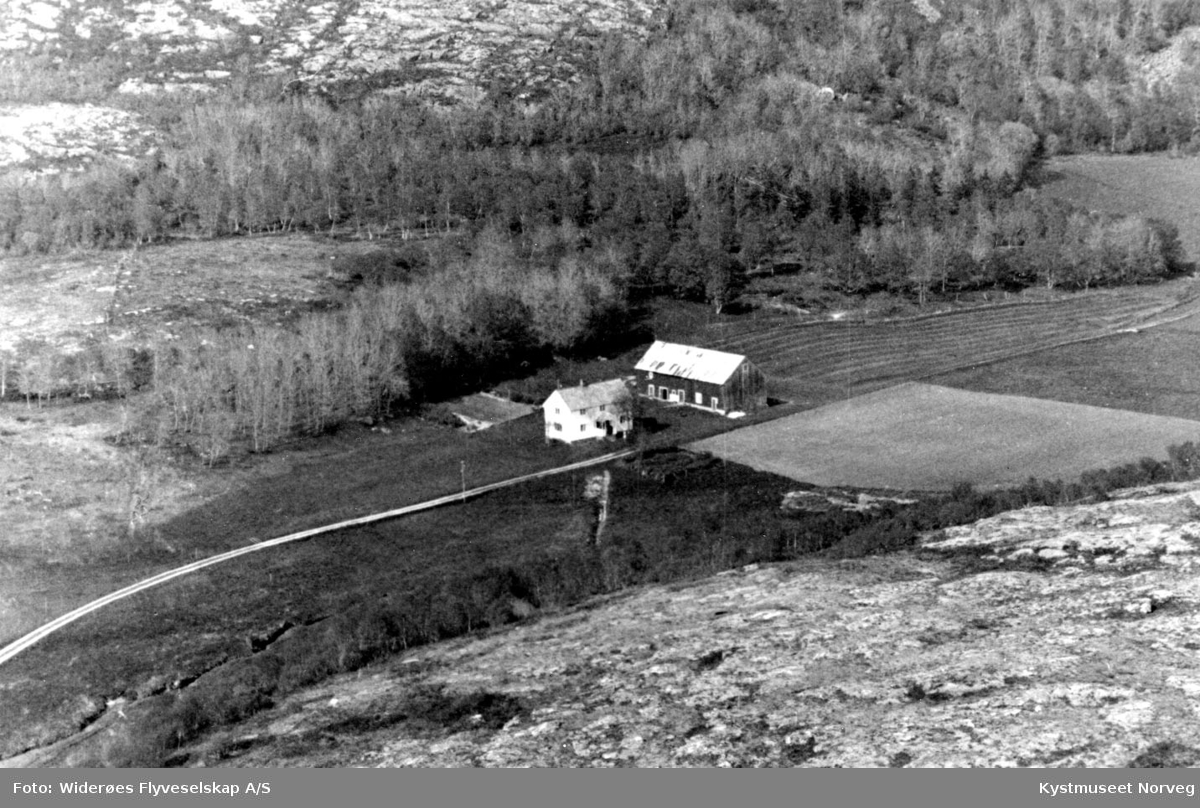 Flyfoto fra Åkvika på Ryum i Vikna kommune