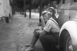 Vardens arkiv. "Skiens Hjelpekorps, dugnad" uten dato.08.195