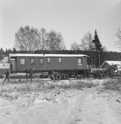 Urskog-Hølandsbanens personvogn CFo 5 klargjøres for transpo