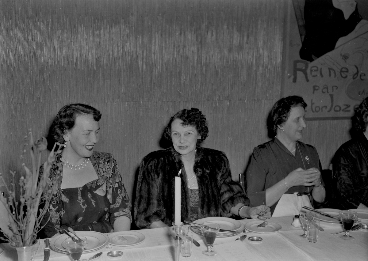 Middagsselskap i Kunstindustrimuseet og Handelsstandens Hus