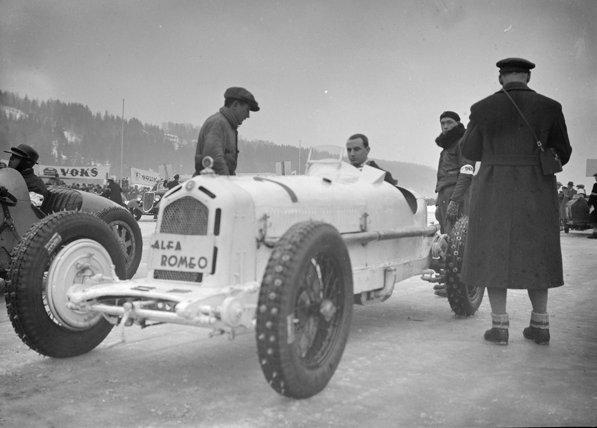 Mjøsløpet 1934. Menn og bil. Paul Pietsch.